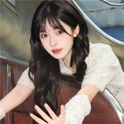 闪婚后，我成为全家福星